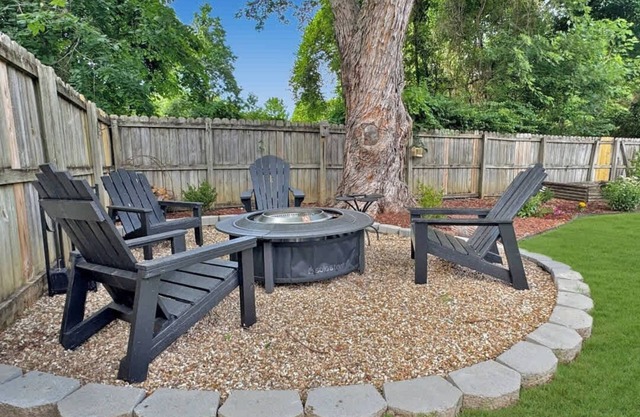 Fayetteville Getaway -2 King Beds 5 mi from U of A