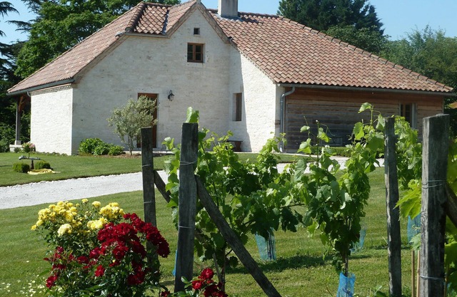Feel at home in a spacious, pleasant and private home