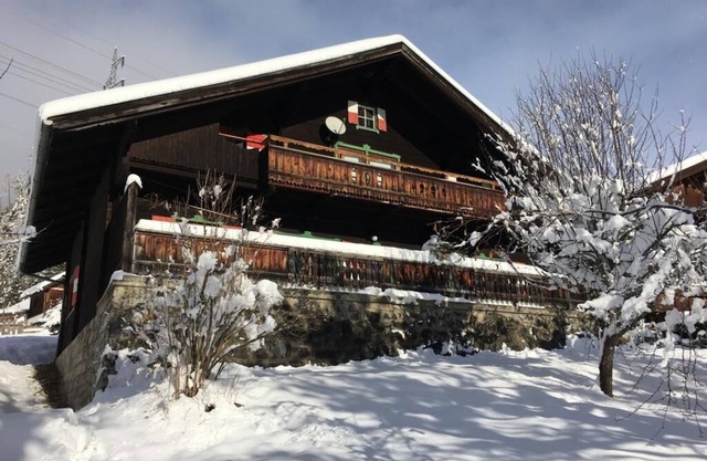 Felix hunting lodge