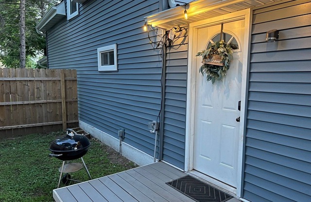 Fenced yard - Trail Entrance 4 Blocks Away - Firepit - Cuyuna Trail Rider