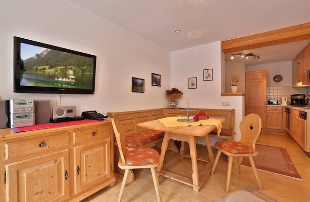 Ferienwohnung Steinberg, 1-2 Personen, 55 qm, Bad + Dusche/WC, Balkon, TV, W-LAN, 1 Schlafzimmer, Nichtraucher, Allergiker