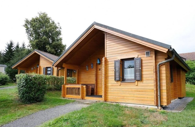Ferienhaus Jägerpark Viechtach 20, indoor pool, Wi-Fi and energy costs included