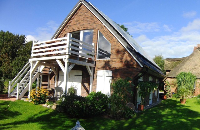"Ferienhaus Wind" situated at the end of a cul-de-sac with a view over the marshes
