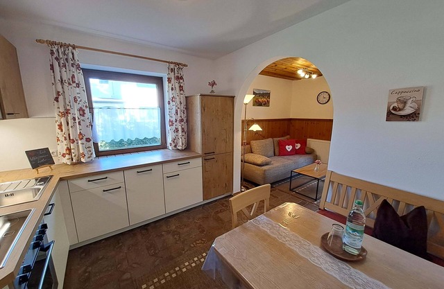 Ferienwohnung Hochplatte, 75 qm, 1 Schlafzimmer, Terrasse