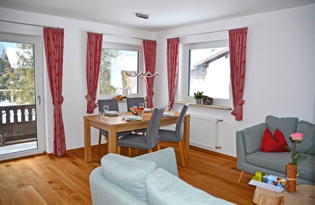 Ferienwohnung I 59 qm mit zwei Schlafzimmer und Süd-Ost-Balkon