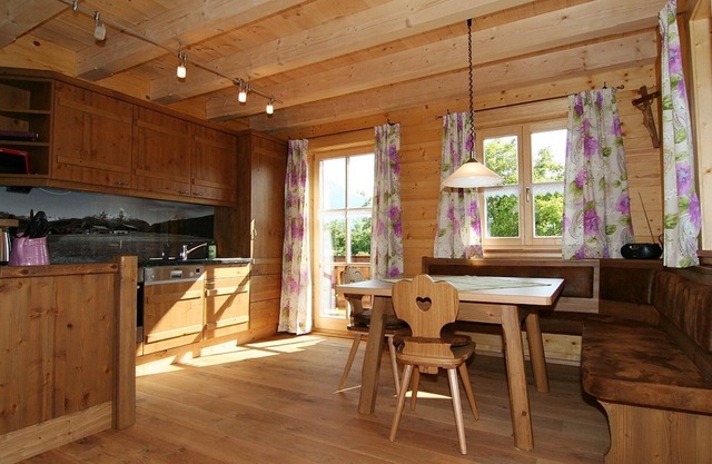 Ferienwohnung "Königssee" für 2-4 Pers., ca. 75 m², 2 Schlafzimmer, Wohnzimmer. Balkon