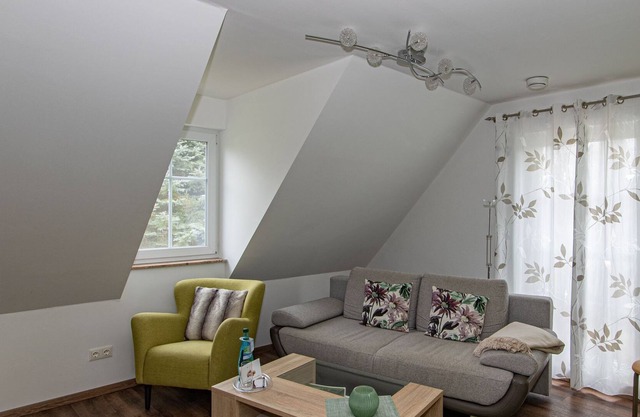 FeWo Harmonie, bedroom, living room, kitchen, shower/toilet, patio - Spreewald LODGE