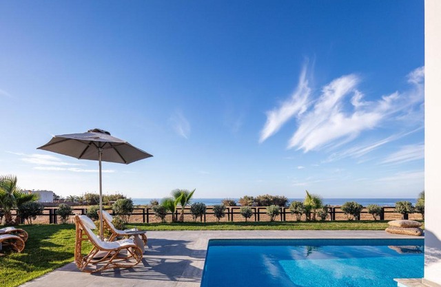 Feyre Boutique Mansion