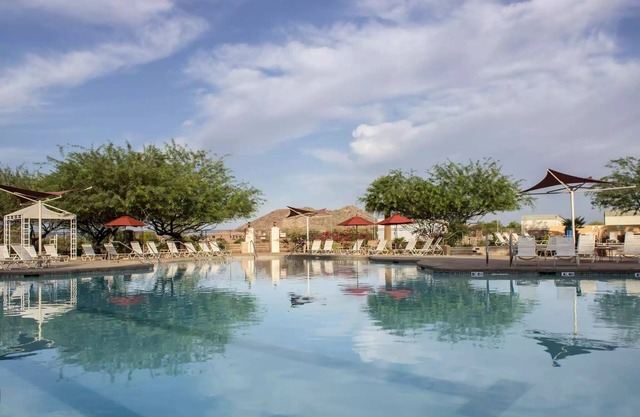 Fiesta Bowl Quarterfinal - stay at Ci Bola Vista Resort and Spa!