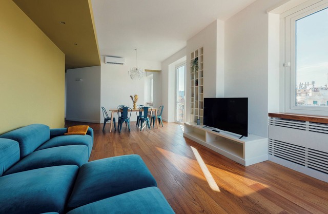 Fifi's Panoramic Apartment 120sqm