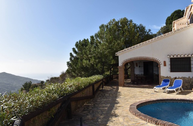Finca Almencino with private pool for 6 people, fantastic sea views