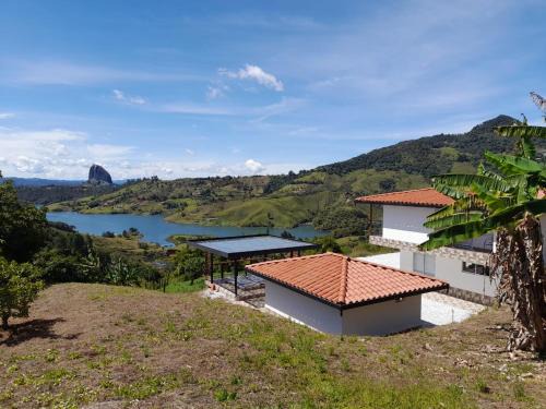 Finca el encanto guatape