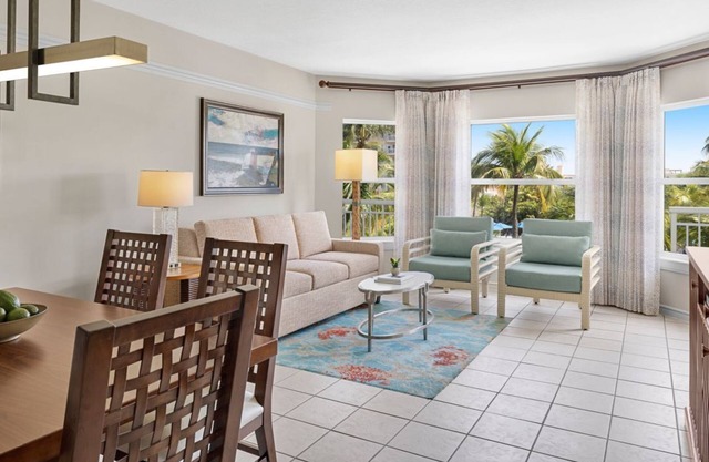 𝐅𝐢𝐧𝐝𝐢𝐧𝐠 𝐌𝐞𝐢𝐥𝐢 Beachfront Surf Club Resort + Amenities Included. 2BR