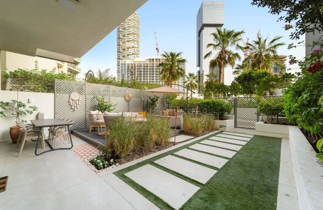 FIRST CLASS | 2BR | High-End | Sparkling Pool View