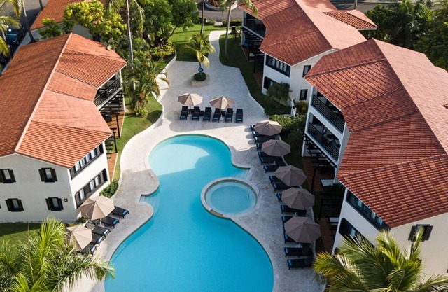 FIVE STAR VIP experience steps from the Beach!