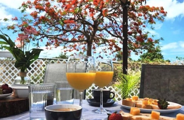 Flamboyan Breezes/ 3 Bedroom Home