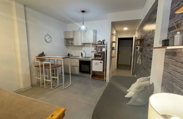 Flat 10 in Escalada spacious and bright / with pool