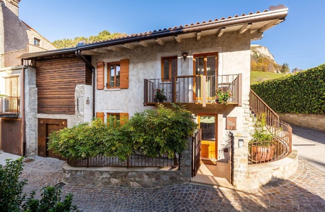 Flat in Voltino with garden