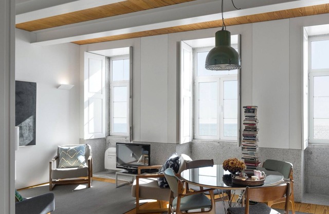 Flattered to be in Porto Sea View Apartment A