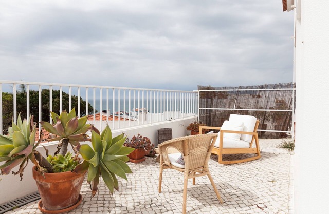 FLH Ericeira Triplex with Sea View