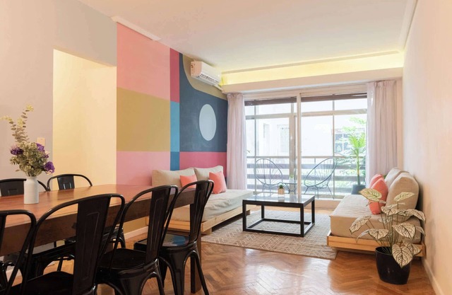 Fliphaus + Junin 1400 - 4 Bd 10 pax