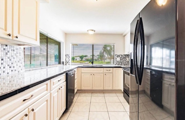Florida Family Friendly, Waterfront Getaway Near Beaches and Parks!