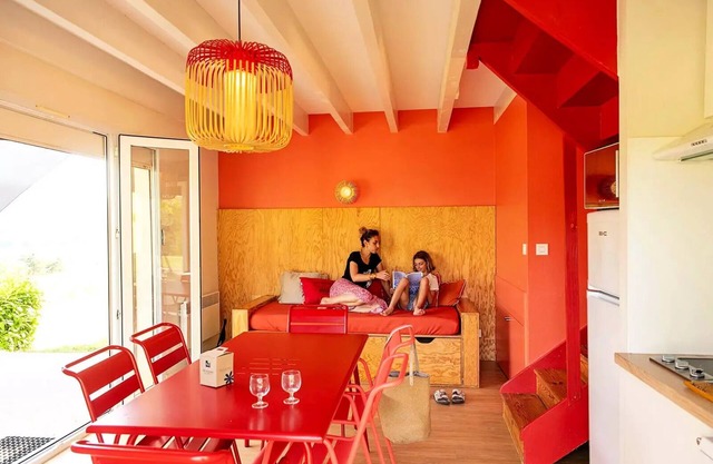 Flower Camping du Lac du Causse * - Cottage 32m2 (2 bedrooms) + open terrace + LV + TV 6 persons