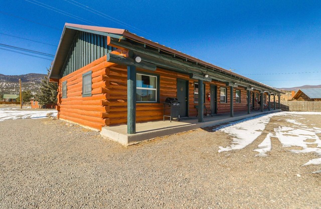 Foothills Lodge 1 - South Fork