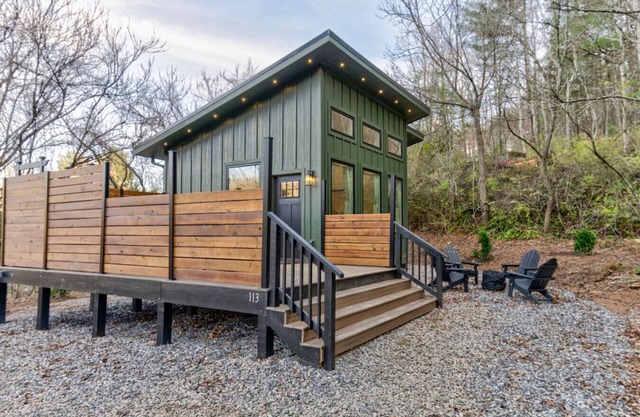 Forestwood Cabin | Cozy Couples Cabin w/Hot Tub