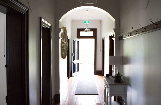 Four bedroom federation home in Mudgee, walk to wineries, restaurants and town