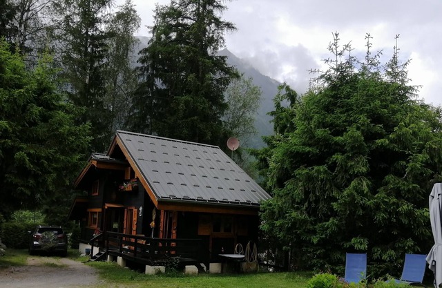 Chalet Entier Indépendant sur 800 m² - Charme et Calme Idéal Vacances