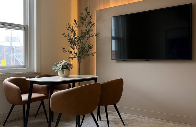 Free Parking KING BED Right Where You Want to Be