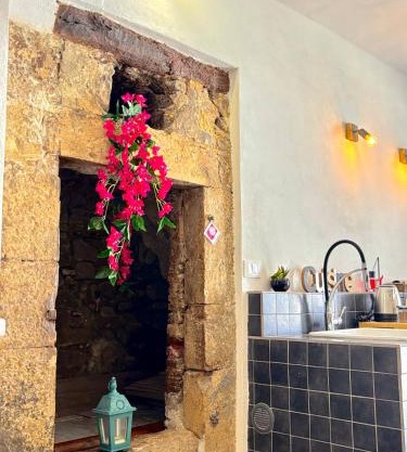 Free Parking - La Corte House 55