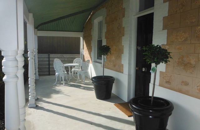 French Provincial accommodation in the heart of Yorke Peninsula