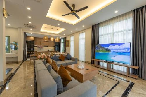 Freshly Built Aesthetic 4-Bedroom House