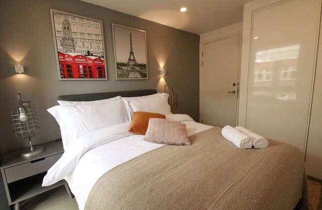 FT61 - Penthouse Rooms