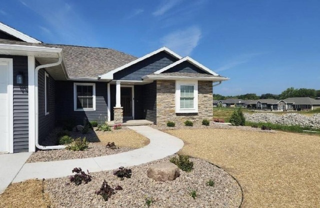 Full home available for EAA 2025. Minimum 7 day rental.