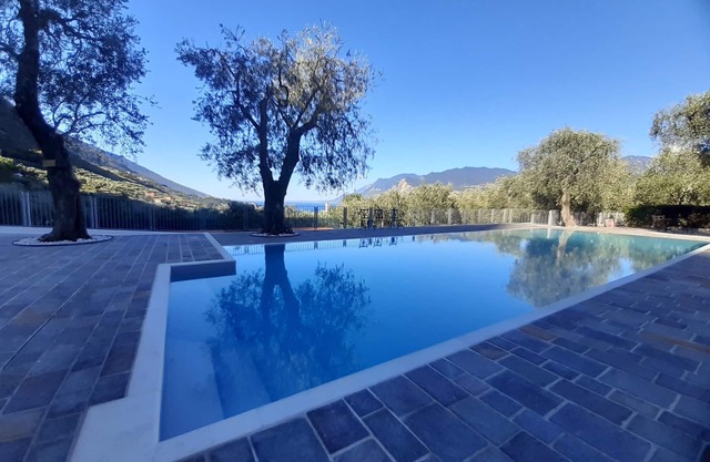 Fully air conditioned apartment with swimming pool , free WIFI and tennis court