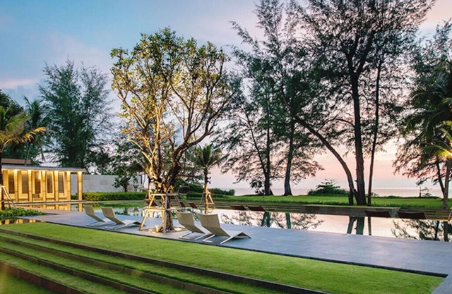 Fully equipped modern condo directly situated on quiet Phuket beach