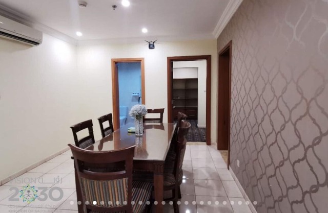 Fully Furnished 3 Rooms Serviced Apartment FOR RENT Sari St / UNIT 9