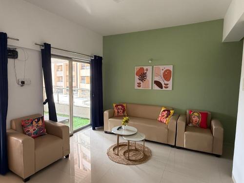 Fully Furnished Spacious Serviced Apartments by Abhibha Stays