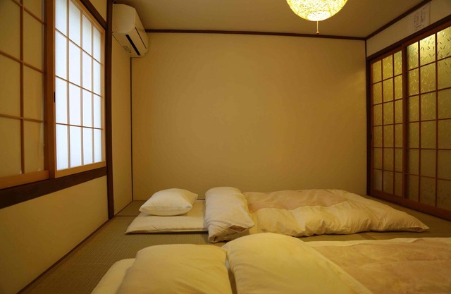 Fully renovated Nijo Castle, one detached house, two bathrooms each
