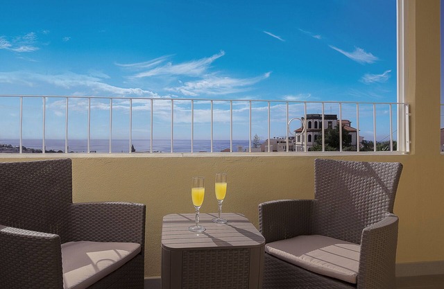 Funchal Window City Center by Madeira Sun Travel