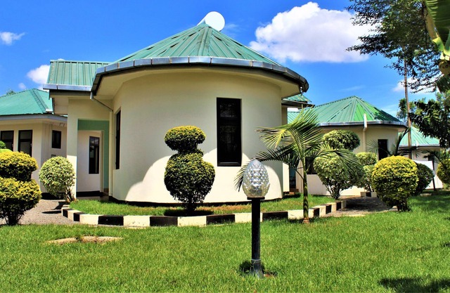 Furaha Lodge
