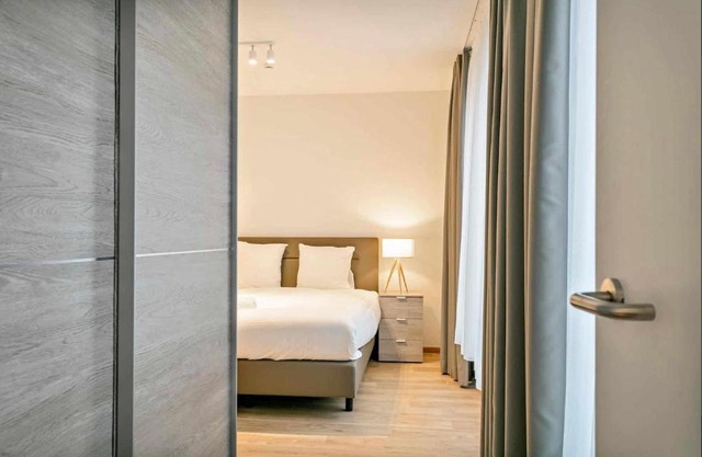 Furnished 2 Bedroom Apartment in City Center