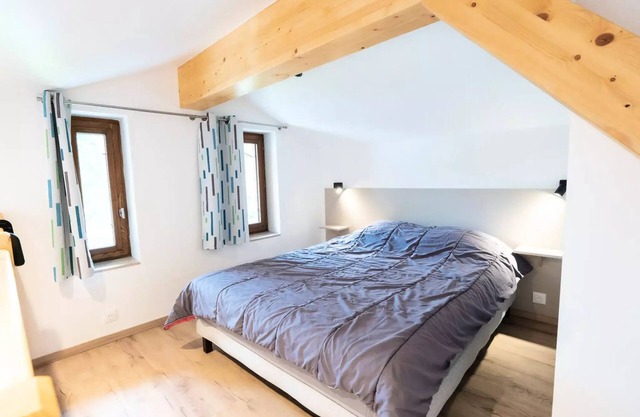 Furnished VF2 2 persons