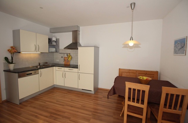 FW Talblick bei Im Winkl/gr. Wohnung im 2 OB mit Herrlichen Blick auf Umgebung