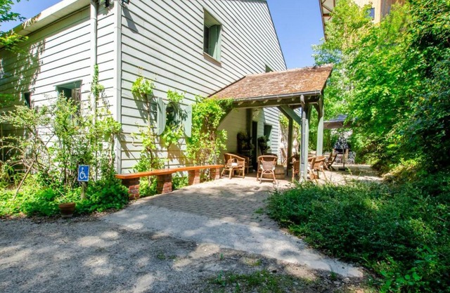 Gîte Bar-sur-Seine, 6 pièces, 14 personnes - FR-1-543-132