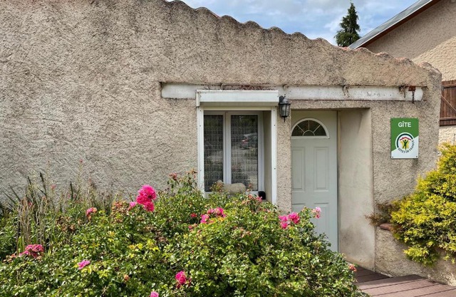 Gîte chaleureux avec terrasse près de Nancy, parking privé, à proximité de festivals et nature - FR-1-584-9