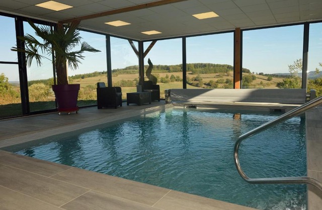 Gîte de Bellevue avec piscine intérieure privative